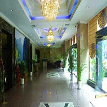 365Days Inn Hotel Yichang Esterno foto