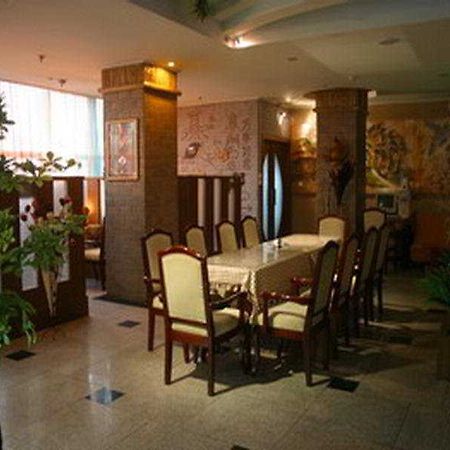365Days Inn Hotel Yichang Ristorante foto